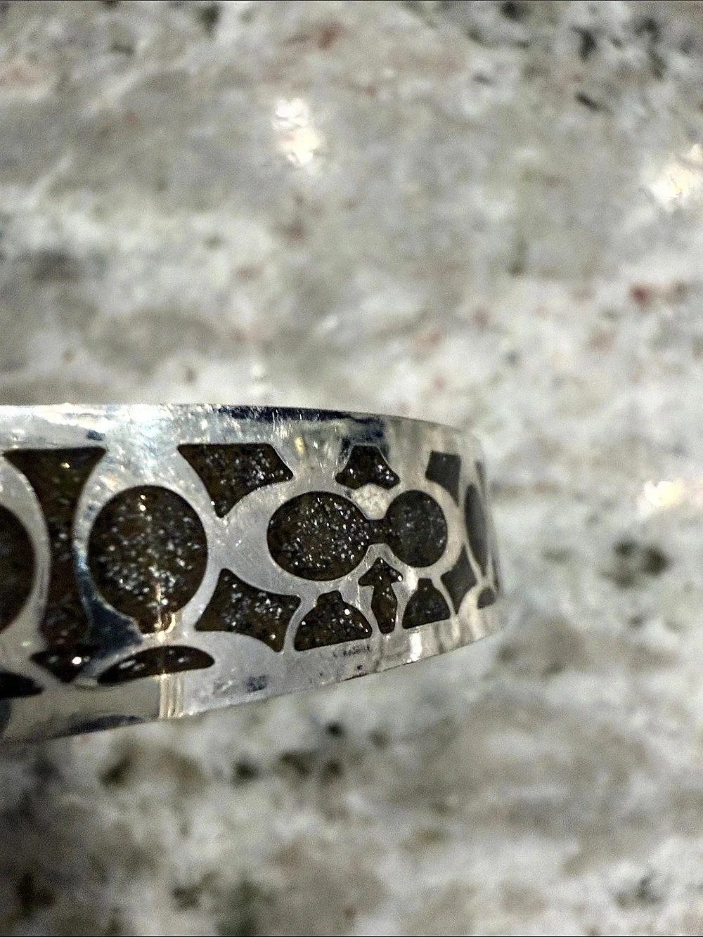 Coach Signature C Enamel Hinged Bangle Bracelet Silver & Black